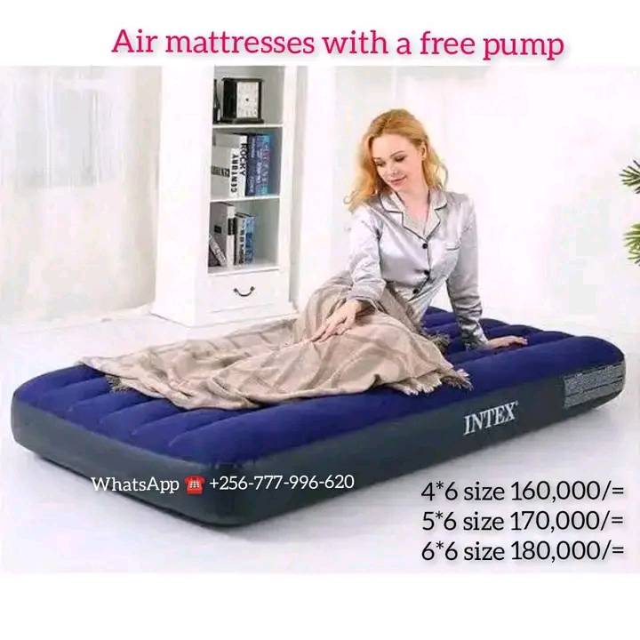 4x6 Air mattress with a pump