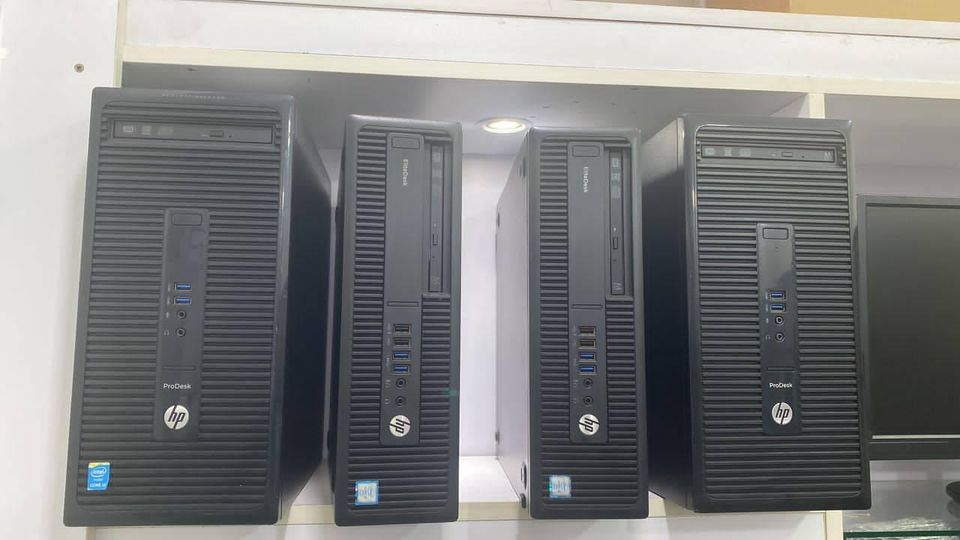 HP DESKTOP COMPUTERs sets