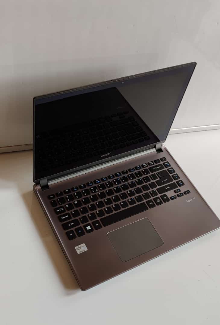 Acer Aspire  M5-481PT  Touchscreen Laptop 
