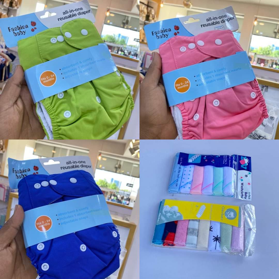 Washable diapers with 2 nappies 
