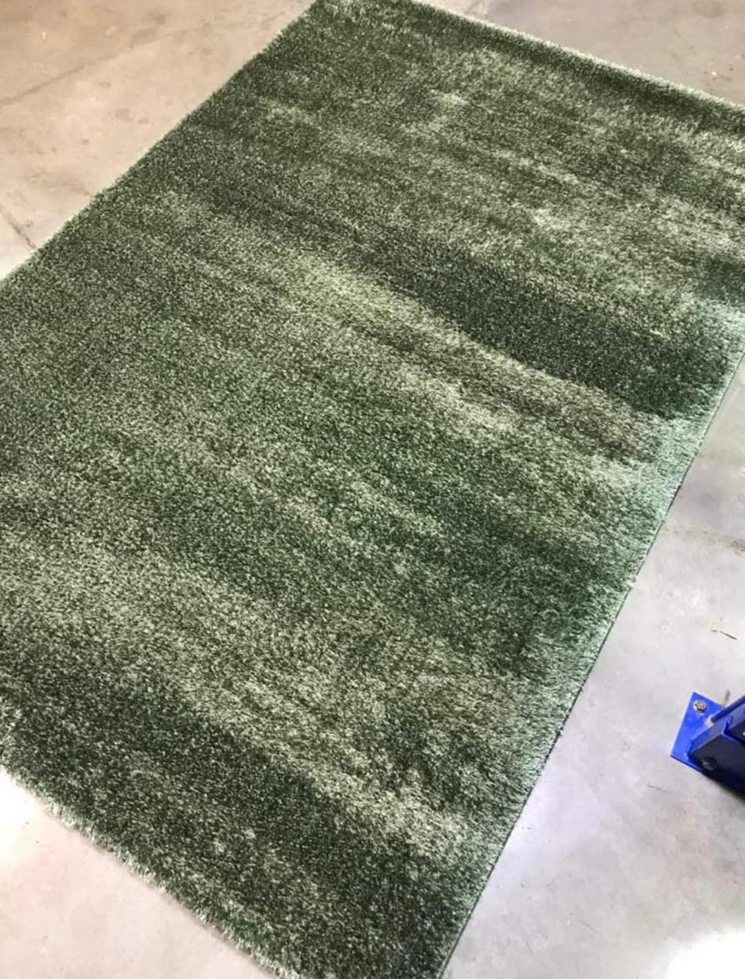 Plain shaggy carpets 