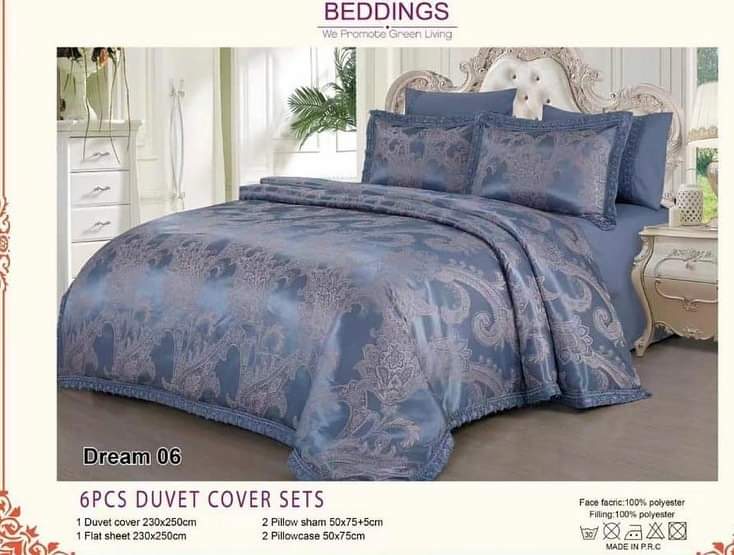 SILKY DUVET COVERS WITH 4 PILLOW CASES AND BEDSHEET 