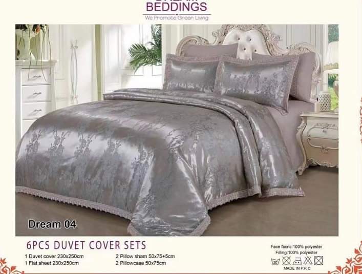 SILKY DUVET COVERS WITH 4 PILLOW CASES AND BEDSHEET 