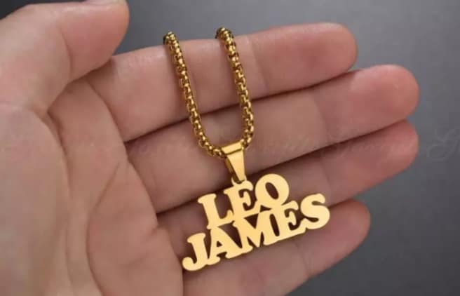 Customized name chains and necklaces