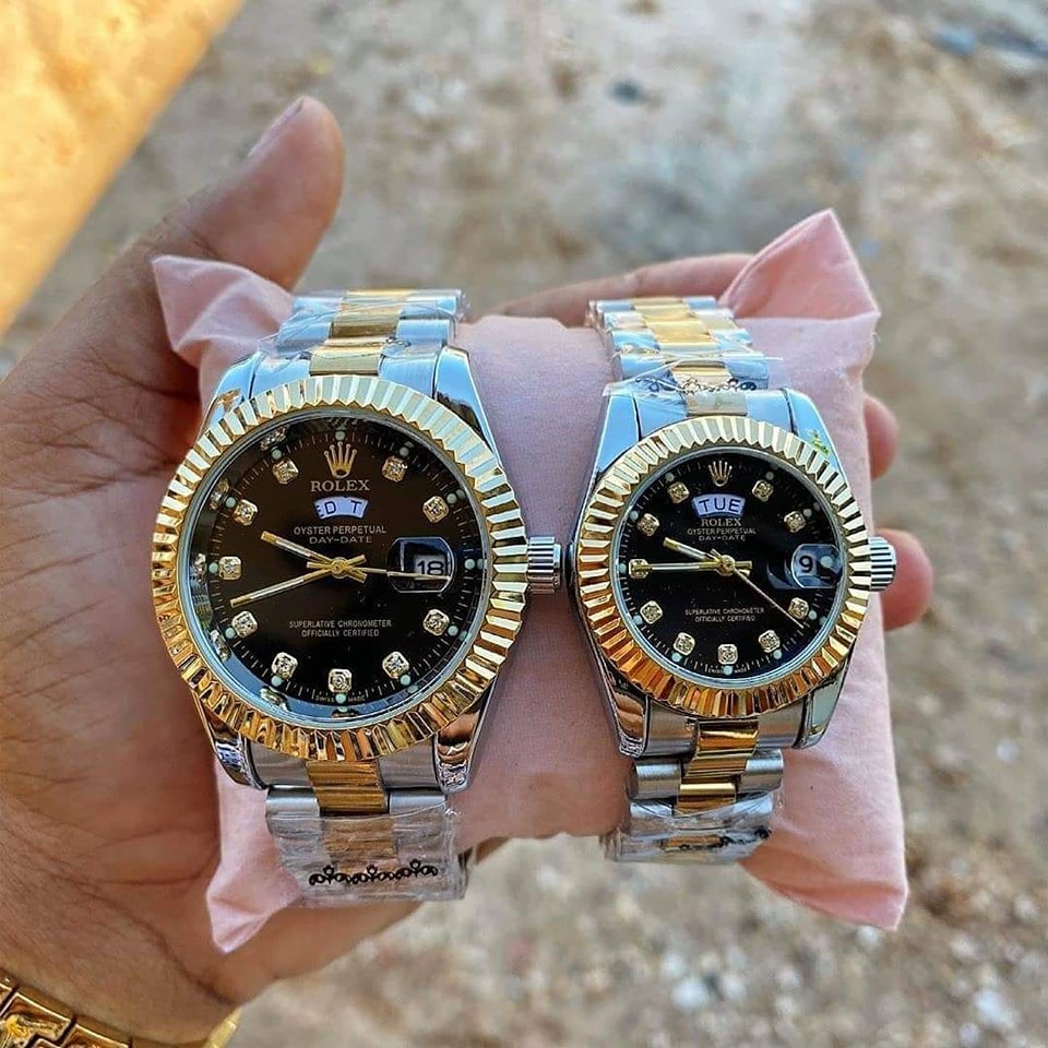 couple watches