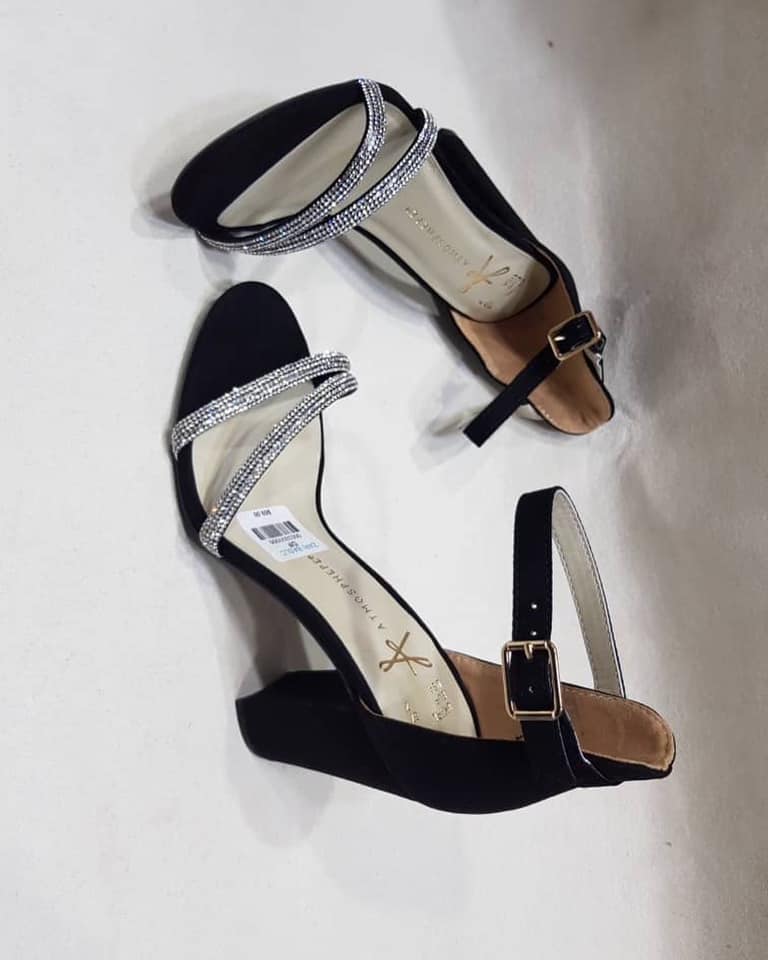 block heels open