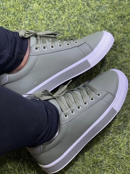 women  grey sneakers