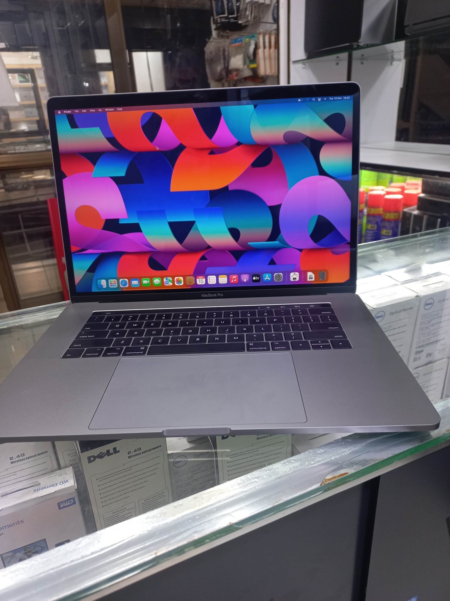 MacBook Pro corei7 2016,