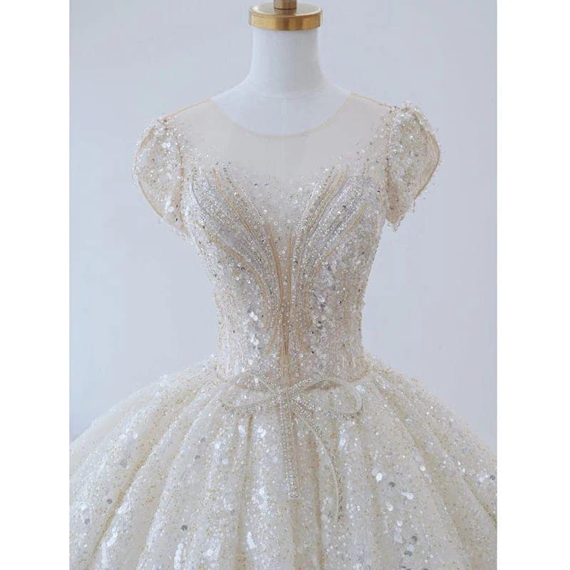 beautiful wedding gown for hire