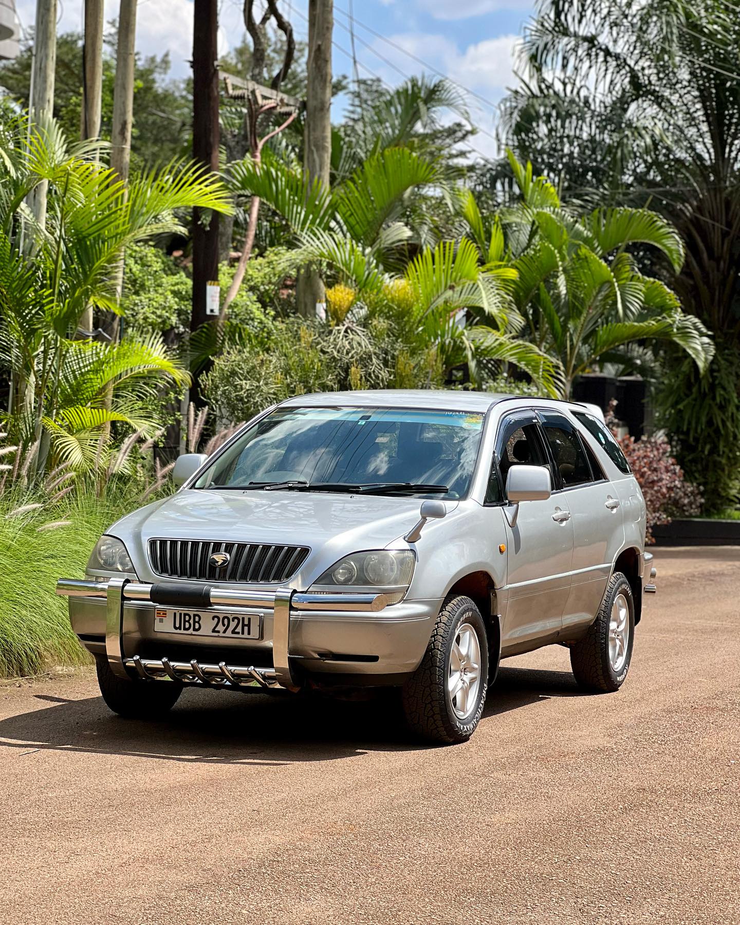 Toyota Harrier 2.2ccs model 2000