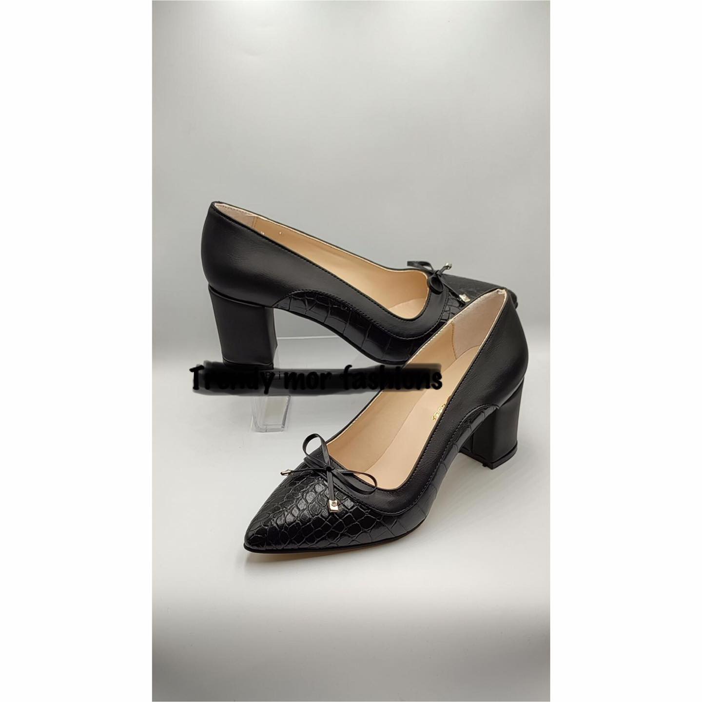 block heel shoes black