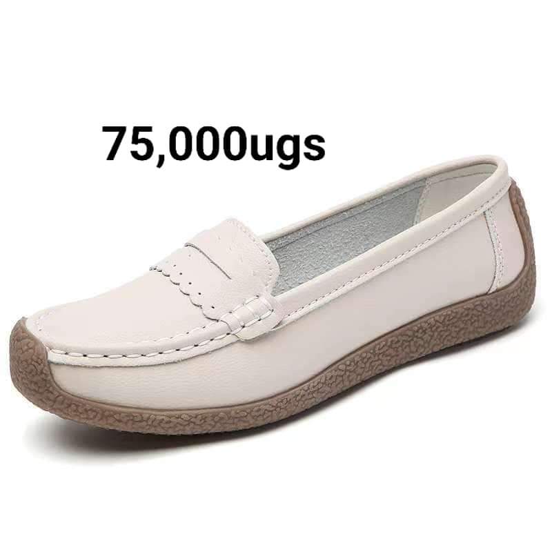 Women moccasins 