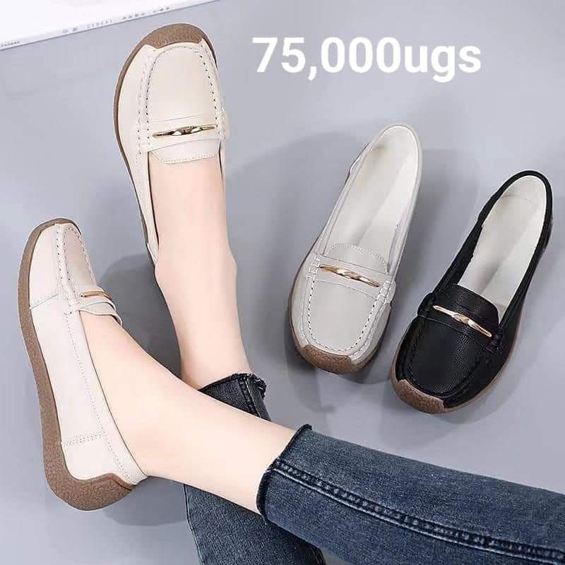 Women classy moccasins 