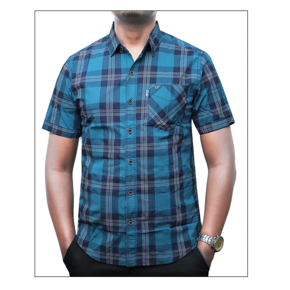 Short sleeve checked shirts