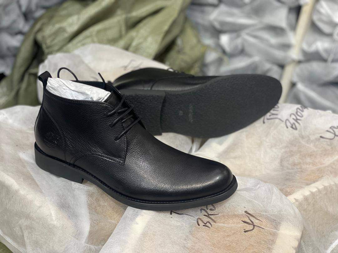 Black boots for men 