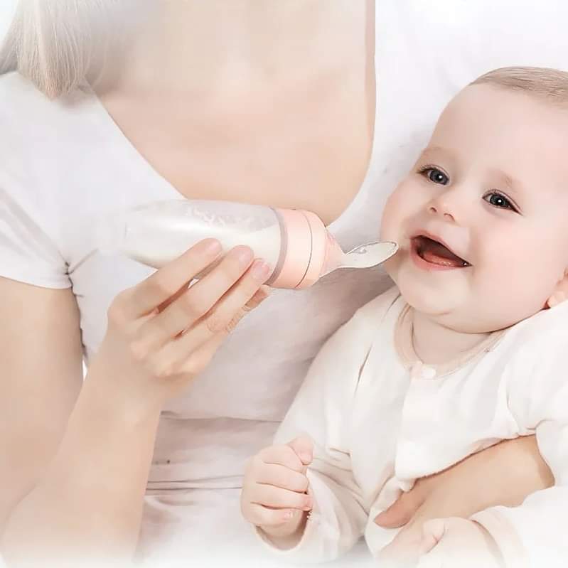 Baby silicone squeeze feeder 