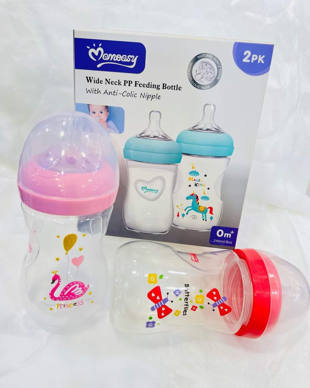 2 baby  Momeasy baby bottles