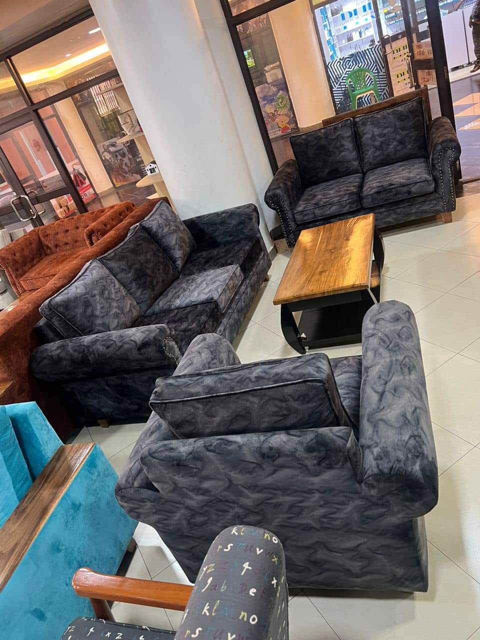 Unique sofa set 
