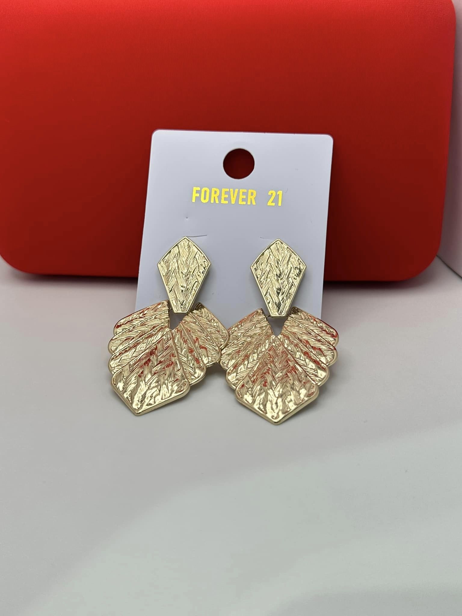 leaf design earrings