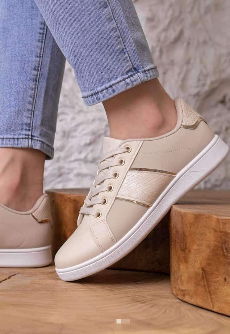 ClassyvSneakers for women