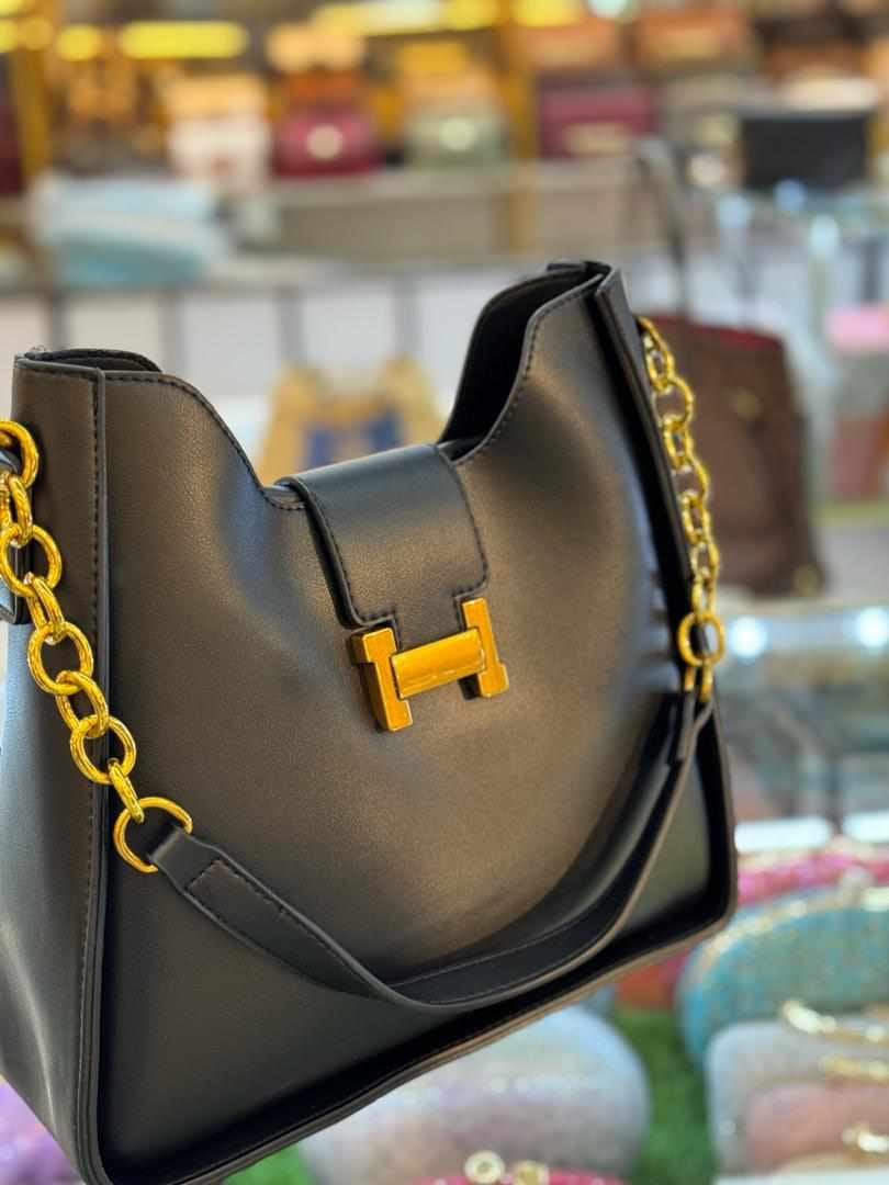 Women handbags 