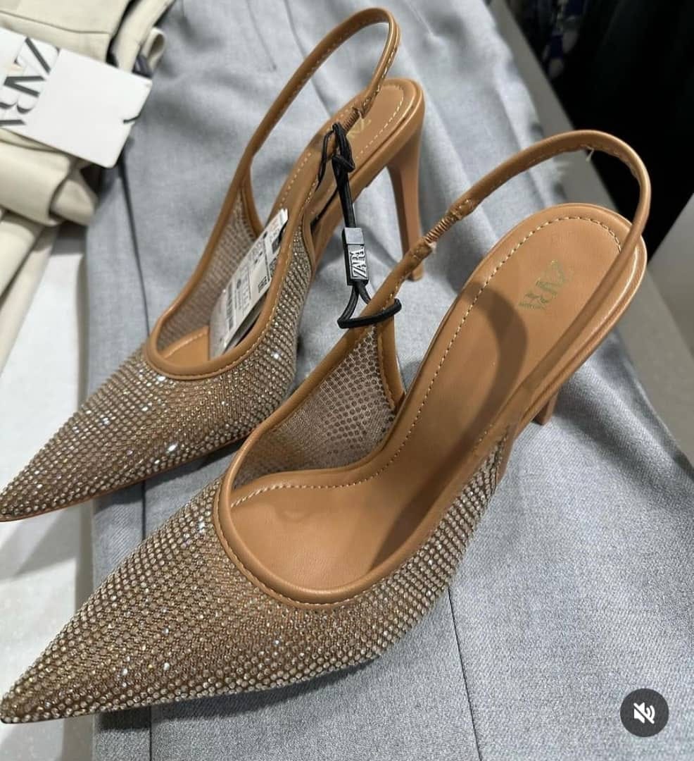  women pretty shoes