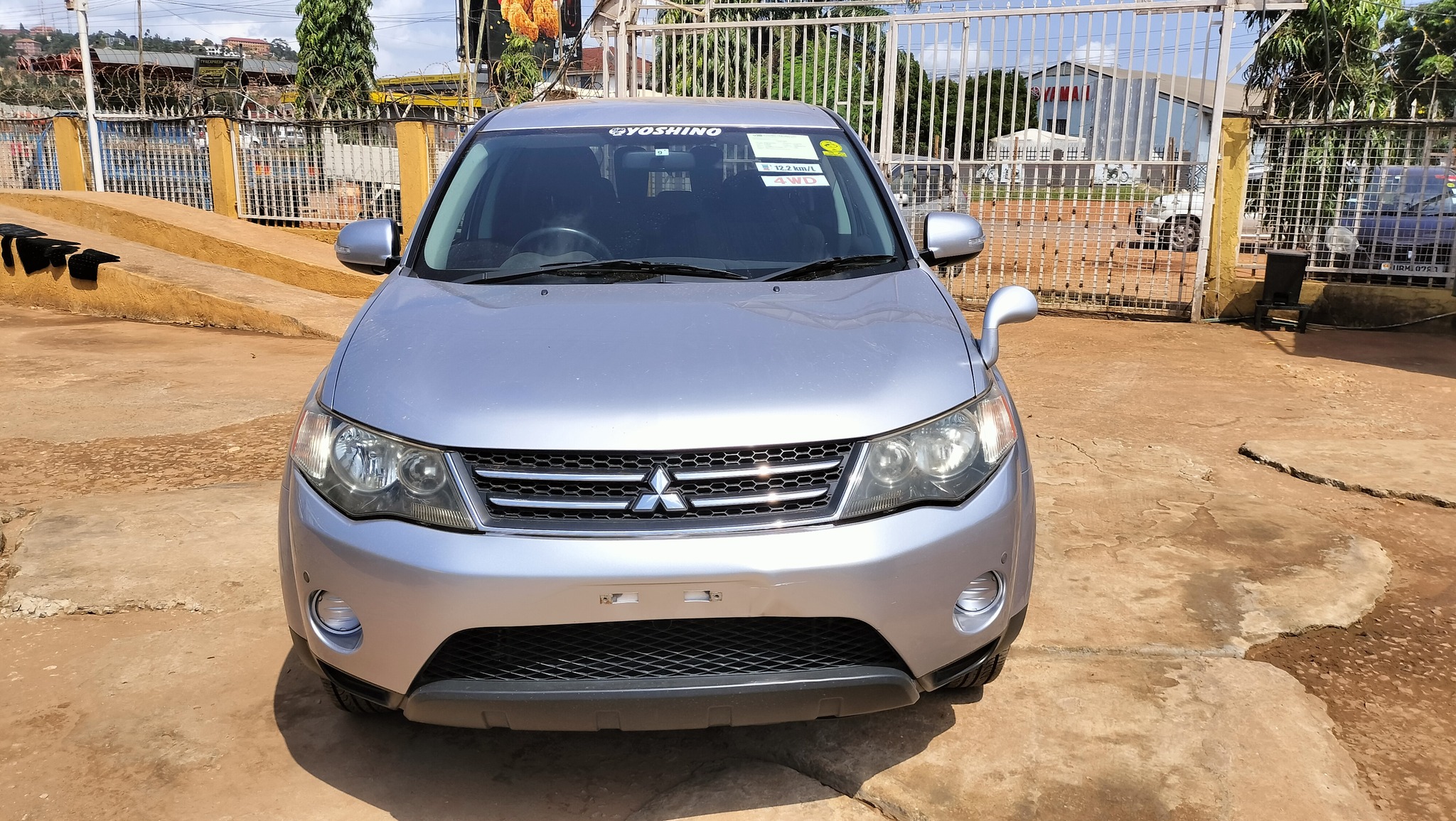 MITSUBISHI Outlander 2009 model