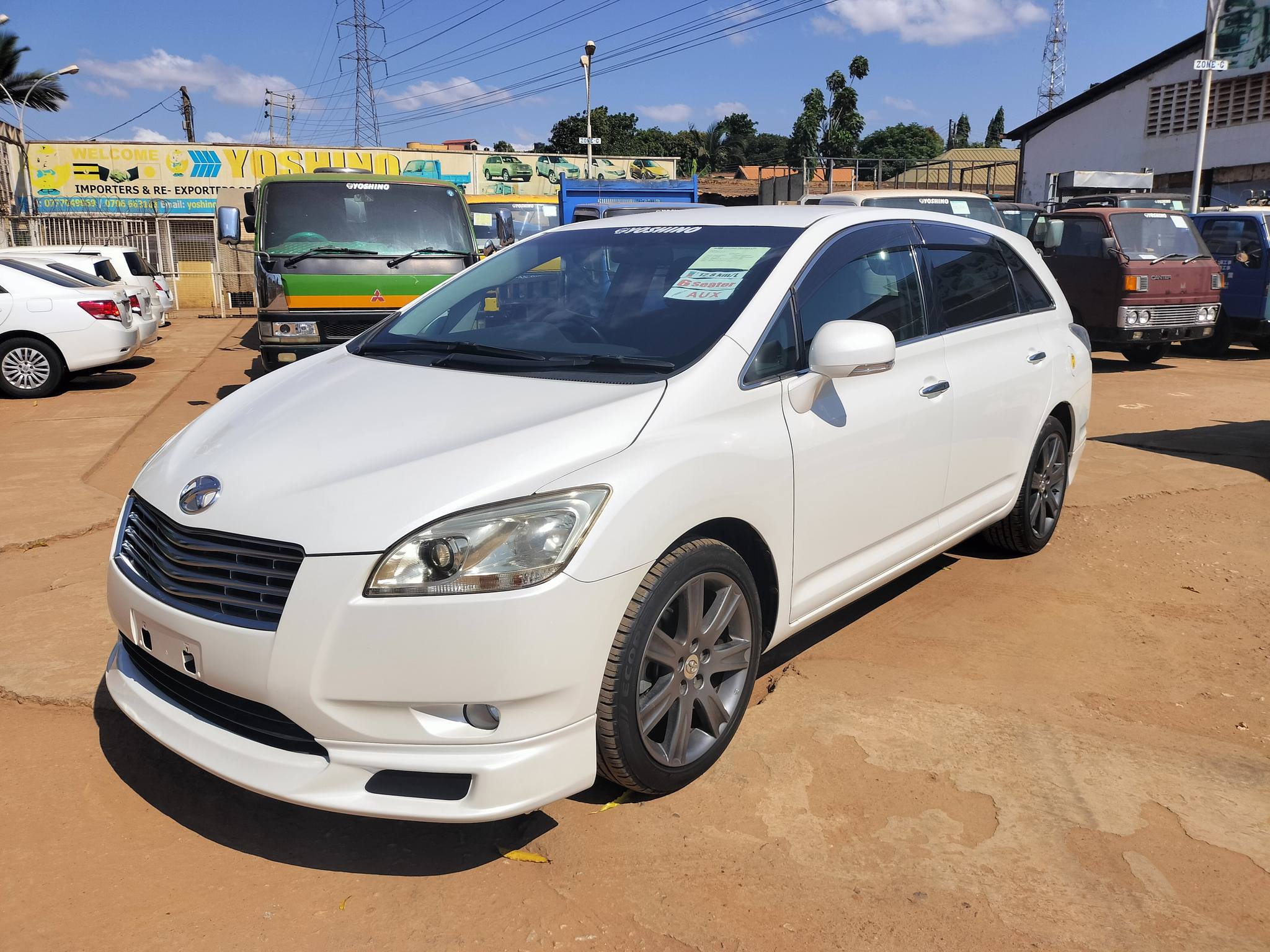 TOYOTA Mark-X Zio 2010 model