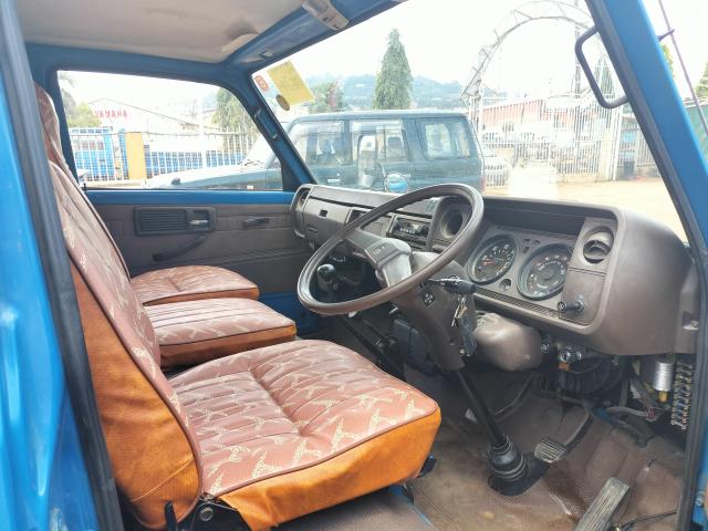 Mitsubishi Canter 1983, 3290 cc diesel (4D31), 3seats, 2WD, Manual.