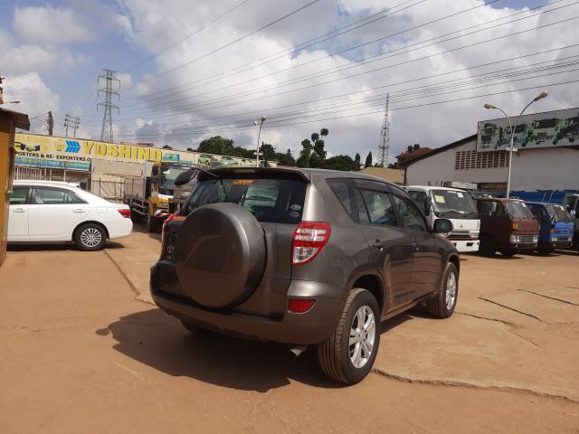 TOYOTA Rav4 2009 model