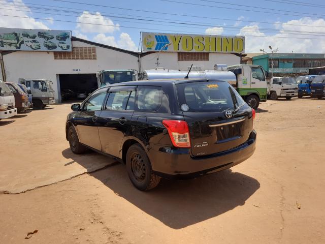 TOYOTA Corolla Fielder 2010 model