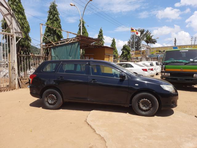 TOYOTA Corolla Fielder 2010 model