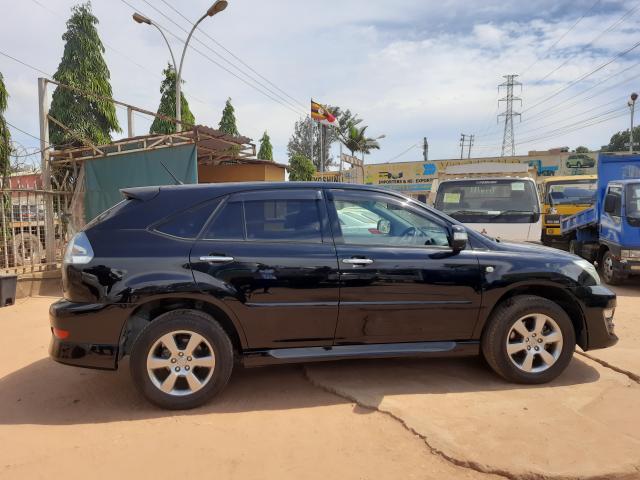 TOYOTA Harrier 2011 model