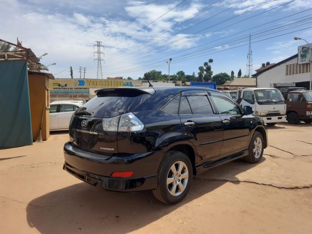 TOYOTA Harrier 2011 model