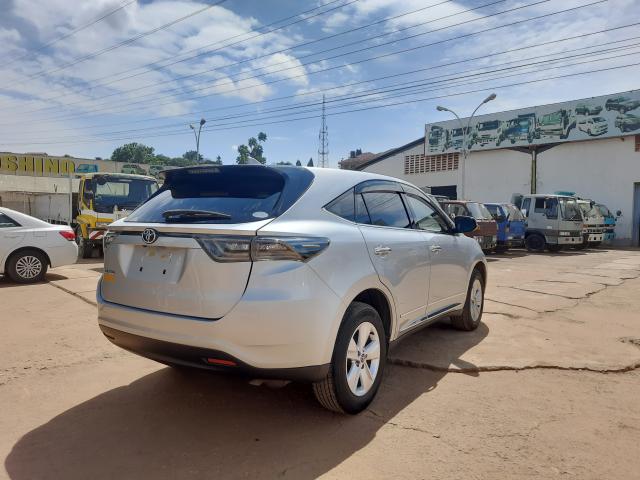 TOYOTA Harrier 2014 model