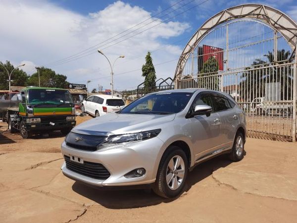 TOYOTA Harrier 2014 model