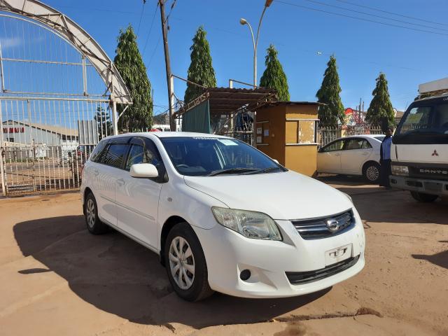 TOYOTA Corolla fielder 2009 model