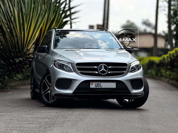 MERCEDEZ GLE43 PETROL AMG 2016 model