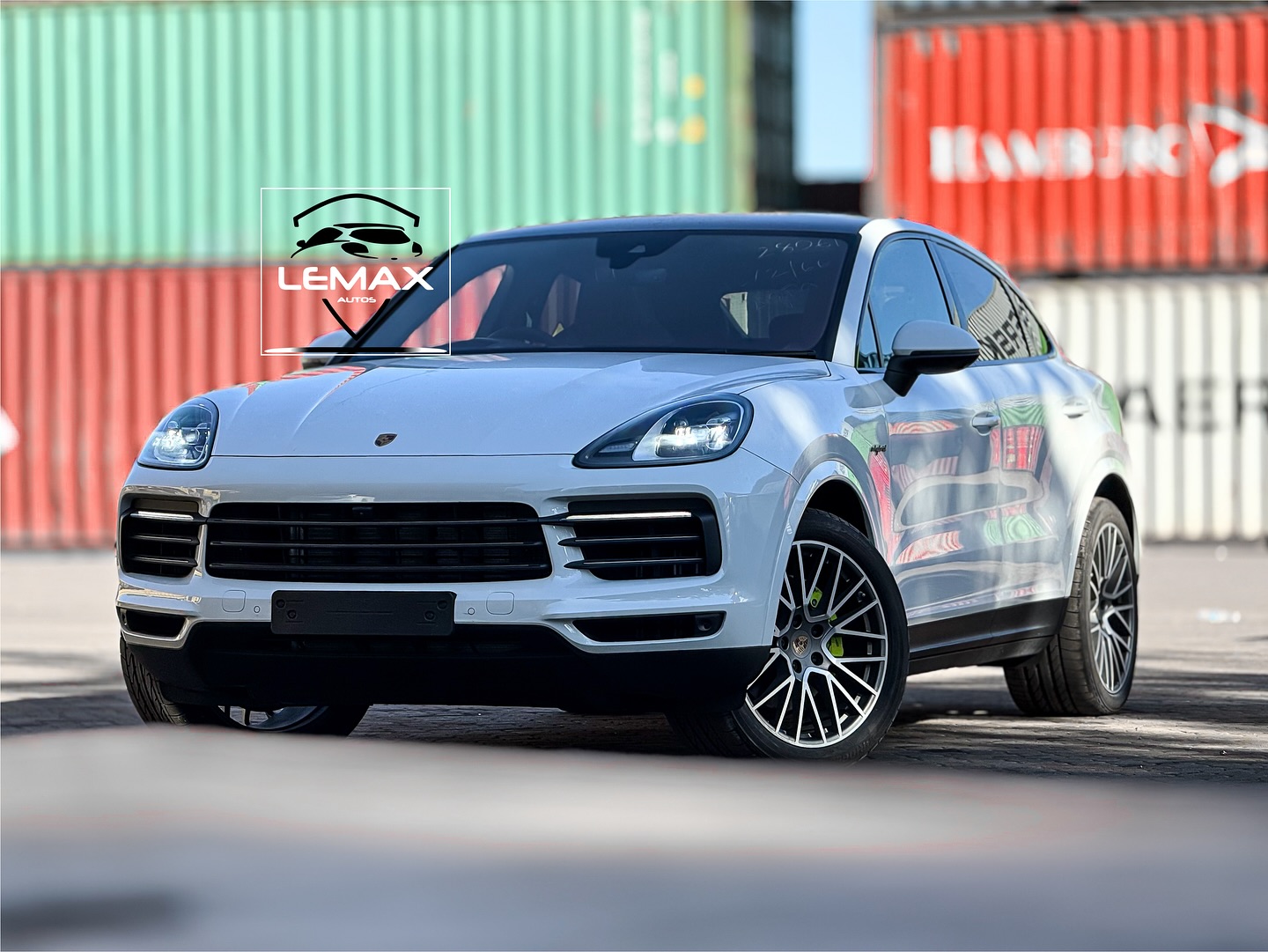 Brand new Porsche Cayenne ehybrid 2023