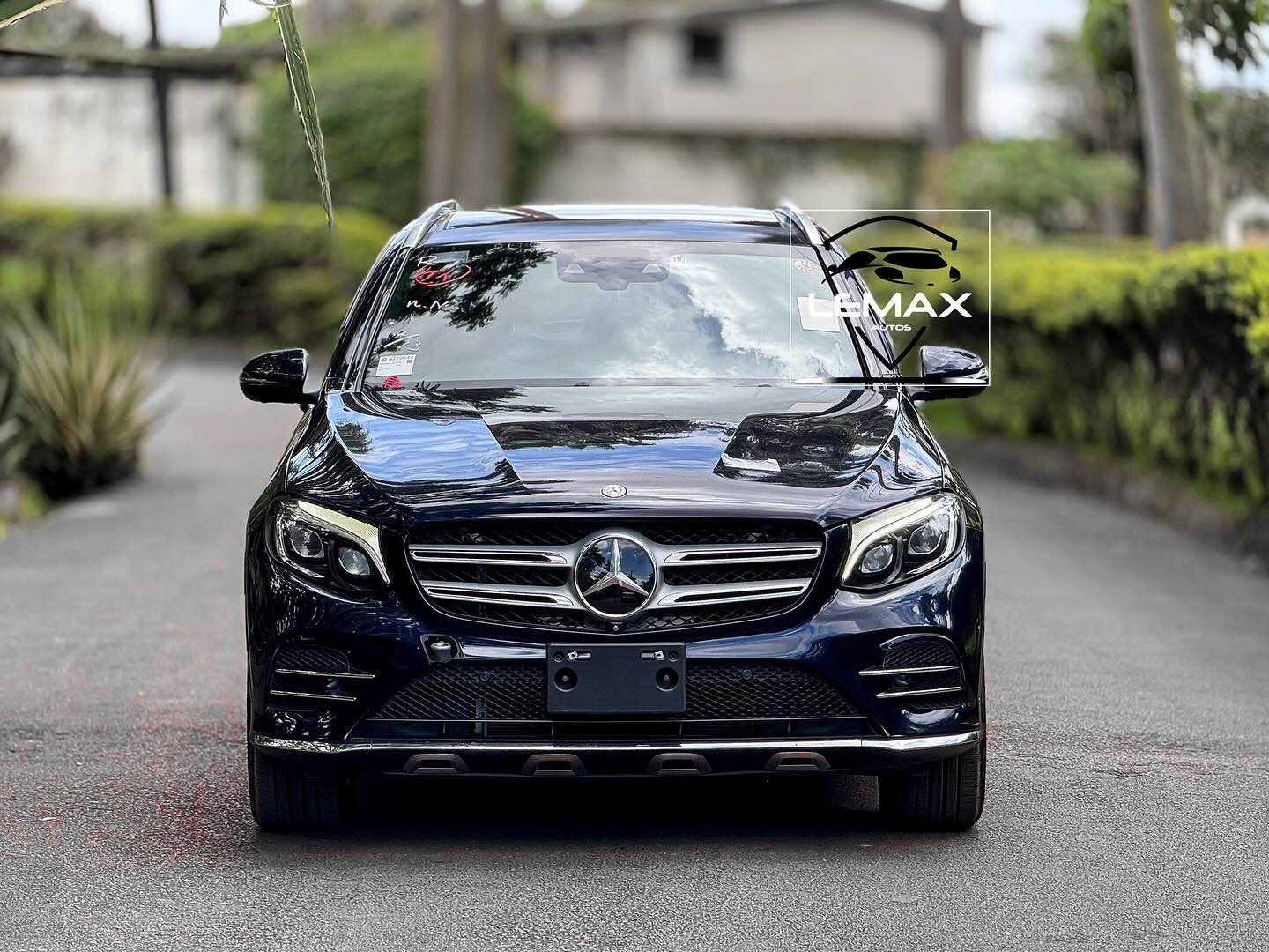 Mercedez Glc250 petrol 4matic 2016