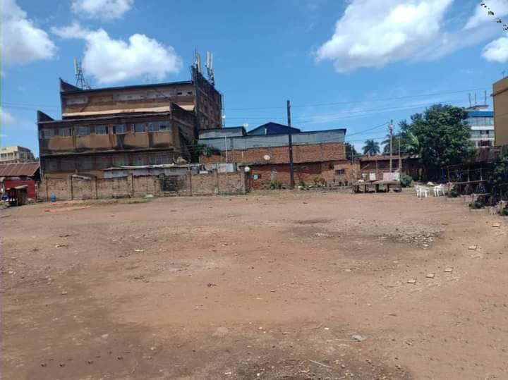 1 acre for sale at  at Najjanankumbi Entebbe Road with ready land title. 