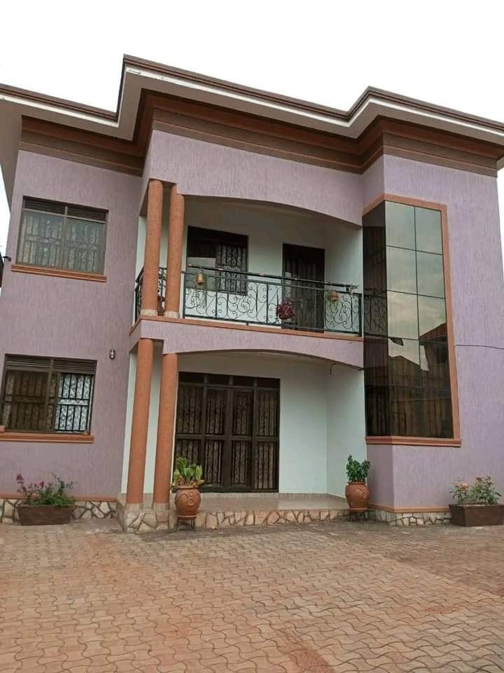 4 bedroom House for sale at Seguku Nalumunye 