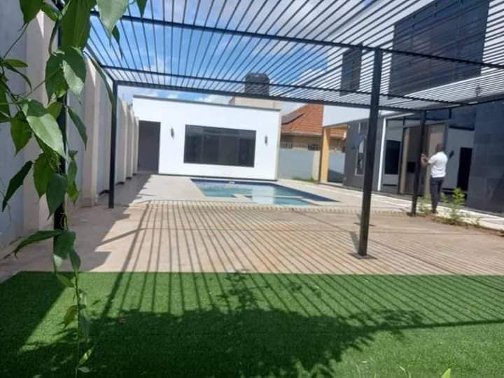 6 Bedroom House for sale  at Kyanja