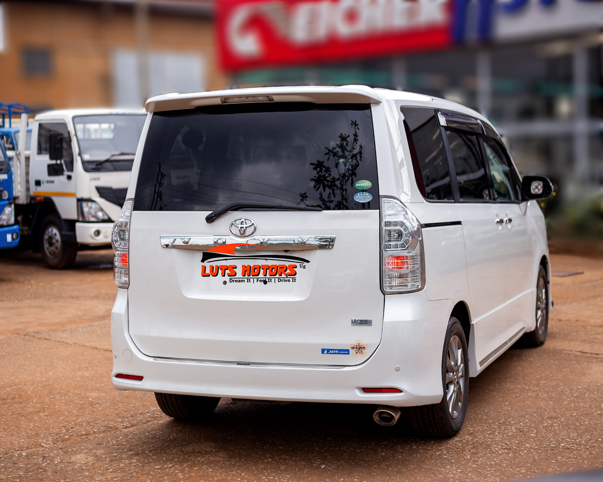 Toyota Noah Voxy