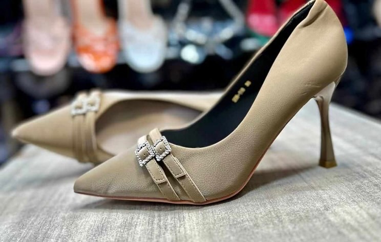 comfortable women heels shoes