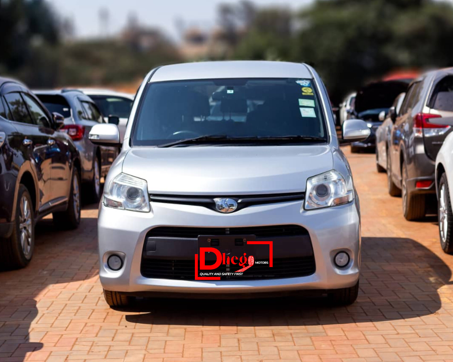 TOYOTA SIENTA 2012MODEL