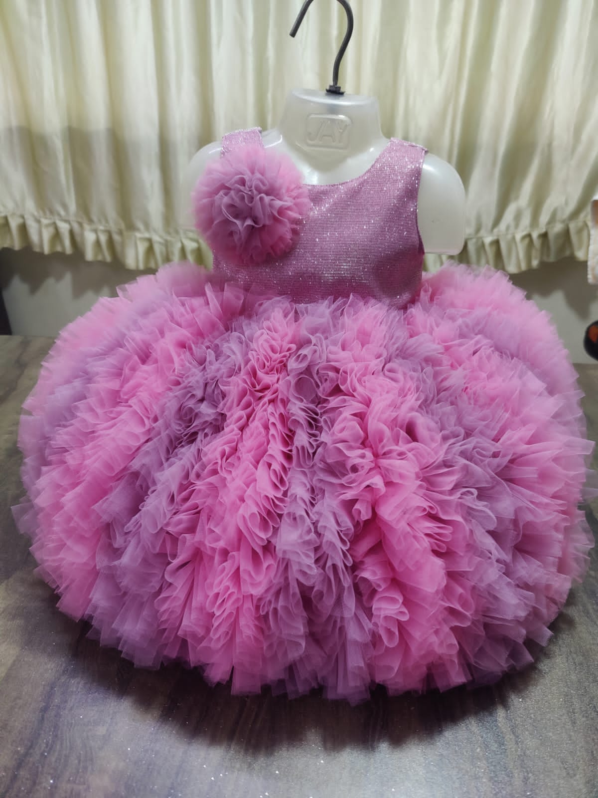 girls pretty party dresses