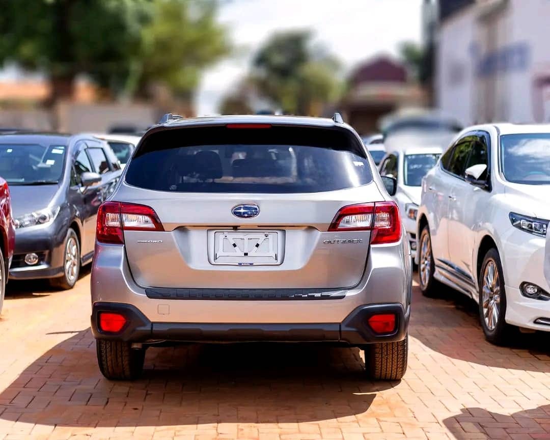 SUBARU OUTBACK 2015MODEL 