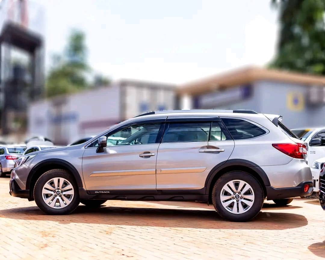 SUBARU OUTBACK 2015MODEL 