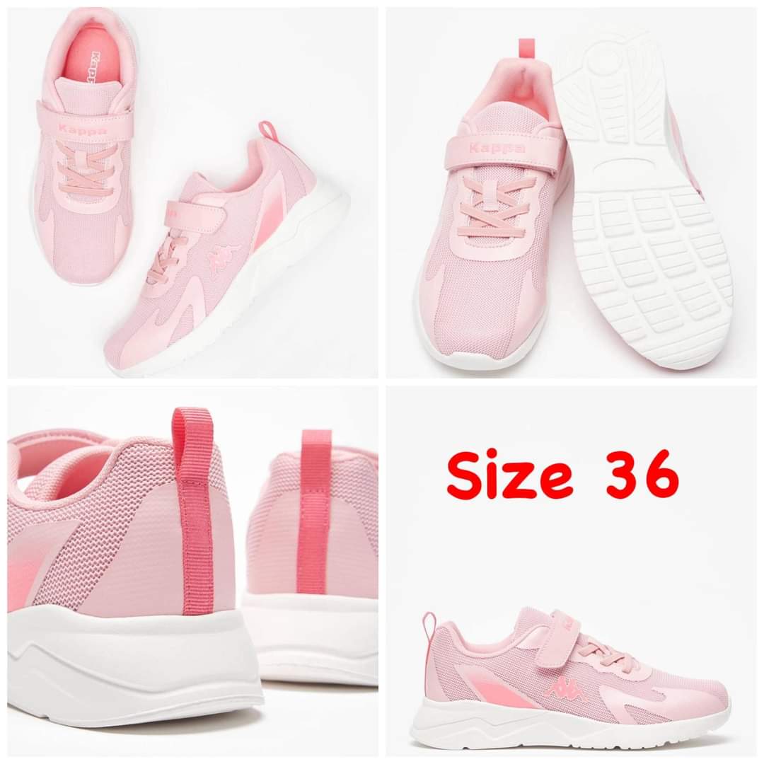 Girls sneakers